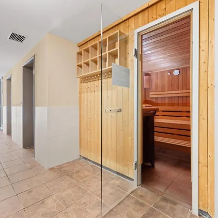 Duenenschloss Duenenschloss 1-08 * Kühlungsborn